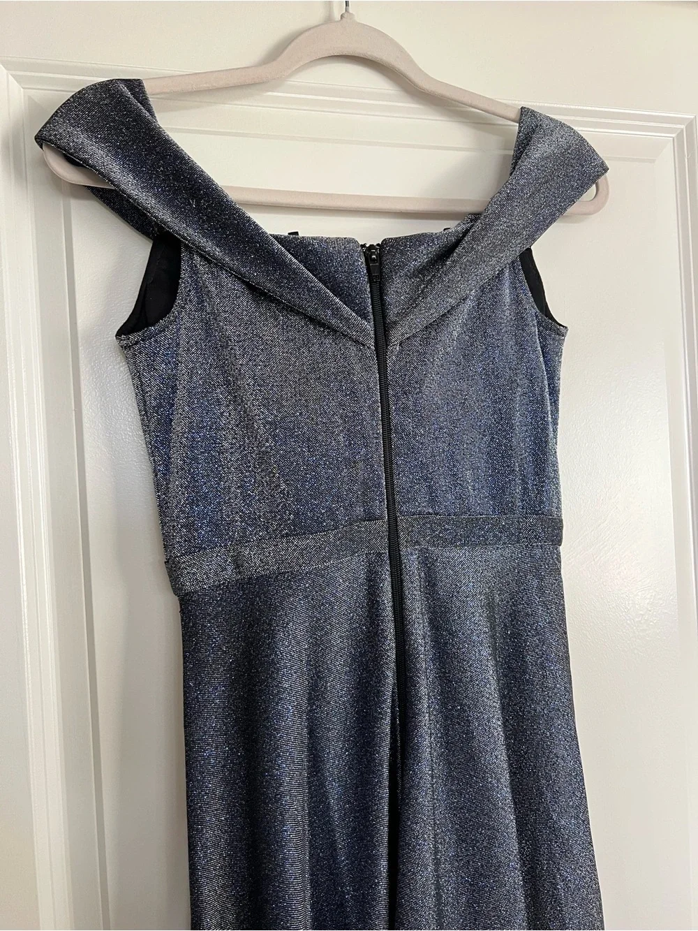 Off-Shoulder Navy Blue Sparkle Evening Gown - size 36 - Picture 5 of 8